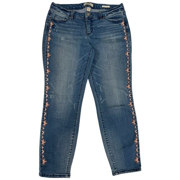 Vintage America Blues Boho Capri Embroidered Floral Jeans Size 8/29 - Picture 1 of 9
